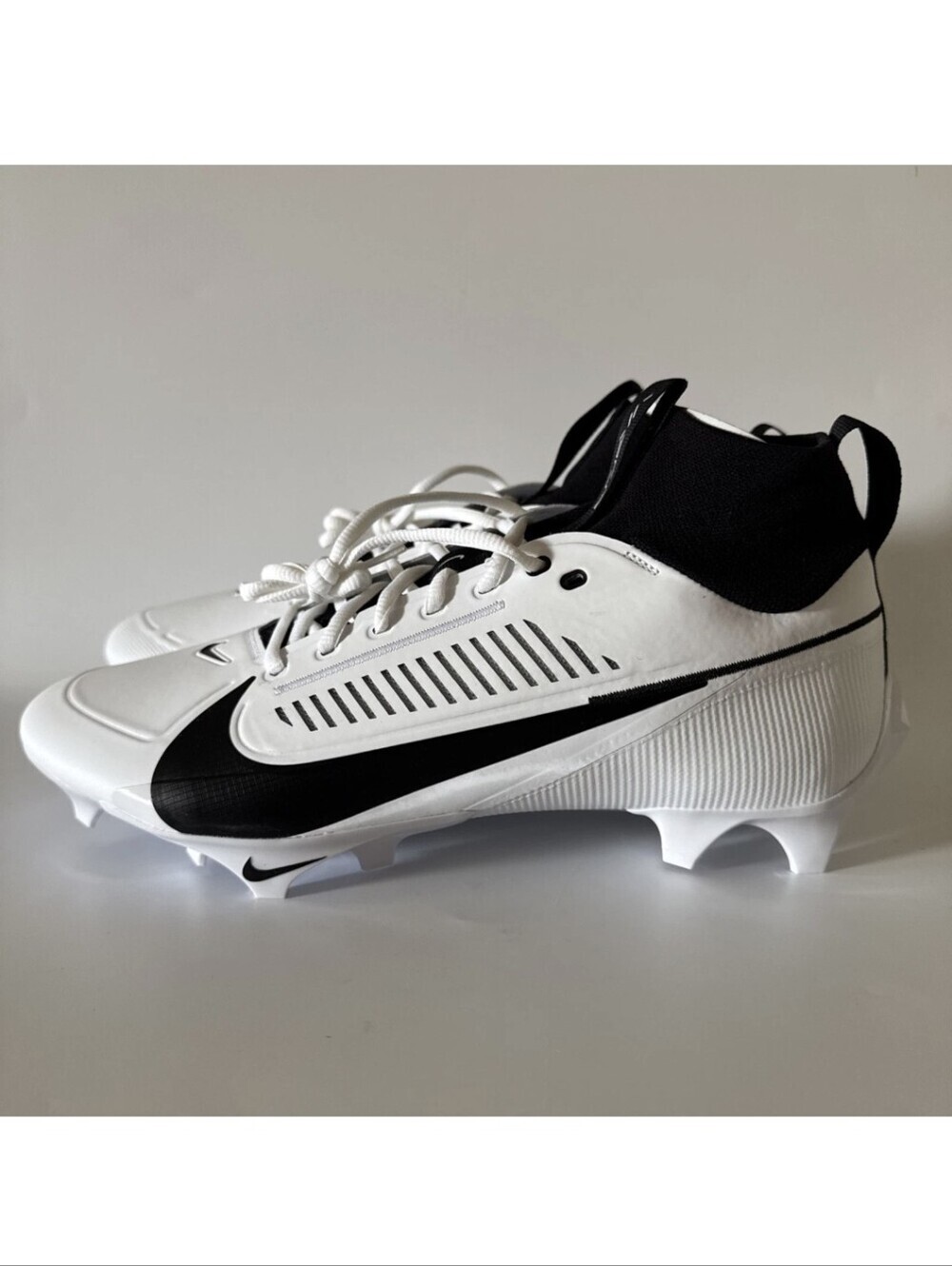 Nike Mens 16 Vapor Edge Pro 360 2 TB White/Black Football Cleats FN7759-100 NEW